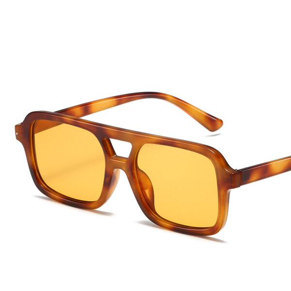 2025 New Arrival Top Seller Trending  Fashionable Sun Glasses Custom Logo  Vintage Square UV400 Fashion Sunglasses Women - Image 6