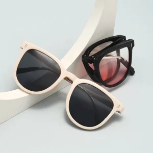 2025 Wholesale New Design Portable Sun Glasses With Box Women Custom Logo Shades Brand Retro Foldable UV400 Folding Sunglasses
